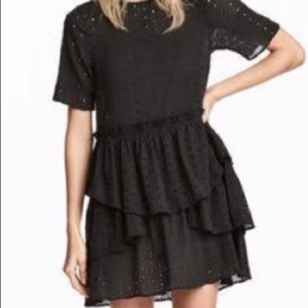 Black eyelet H&M dress with ruffles EUC size 4